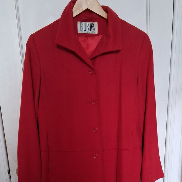 Bill Blass Classic Red Cashmere Single Breasted Winter Coat with 2 side pockets - Picture 2 of 7